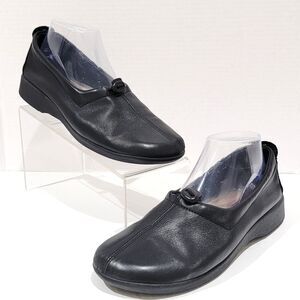 Arcopedico Womens Queen II Slip On Leather Shoes Black SZ 40 US 9 Mary Jane Flat